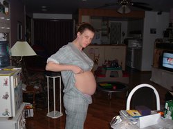 Belly Week 24.jpg
